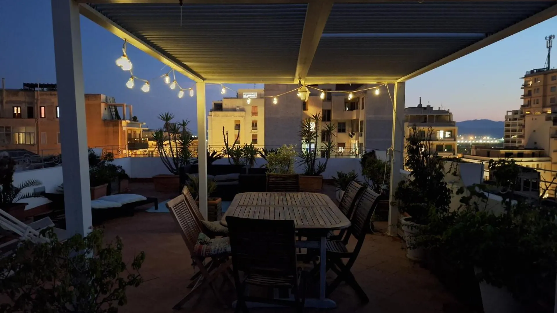 Rooftop Suite City Centre With Garage Cagliari